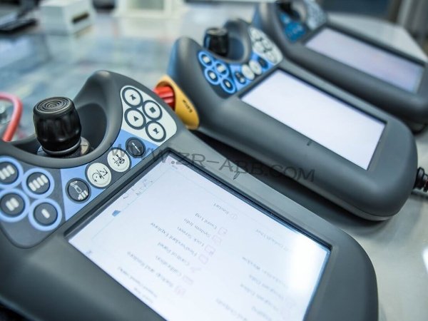 ABB��ҵ������ʾ��������ά��